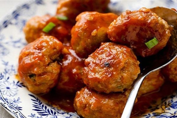 Thịt viên sốt cà chua